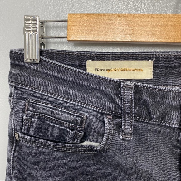 ANTHROPOLOGIE Pilcro and The Letterpress Washed Black Distressed Skinny Jeans - Picture 5 of 7